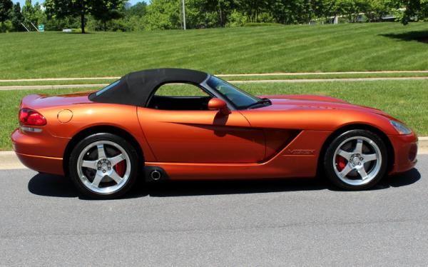2005 Dodge Viper SRT-10 Copperhead edition 1 of 300 