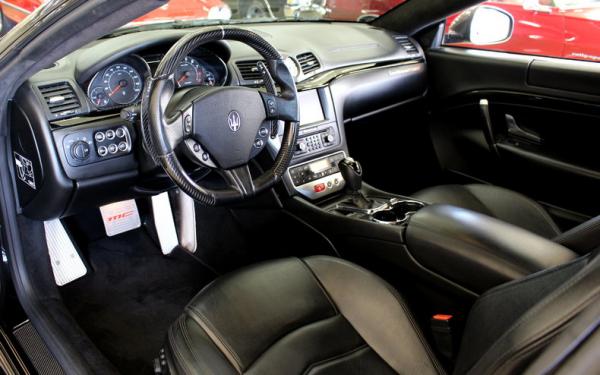 2013 Maserati Gran Turismo 