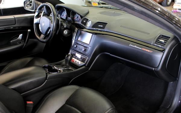 2013 Maserati Gran Turismo 