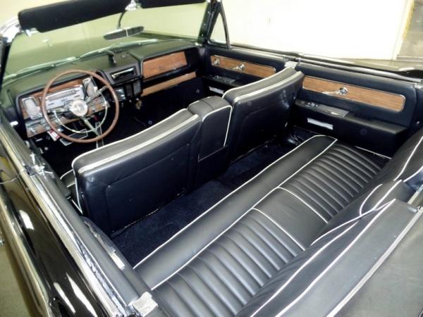 1962 Lincoln Continental 