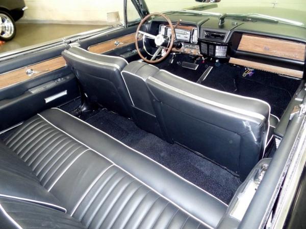 1962 Lincoln Continental 