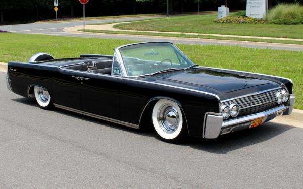 1962 Lincoln Continental 