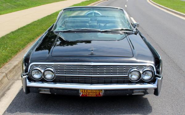 1962 Lincoln Continental 