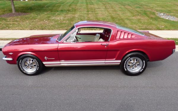 1965 Ford Mustang GT