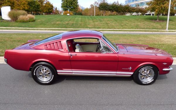 1965 Ford Mustang GT