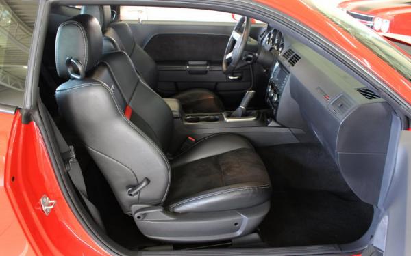 2009 Dodge Challenger SRT8 