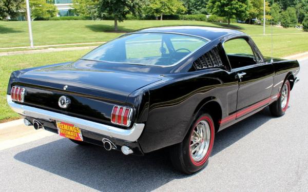 1965 Ford MUSTANG GT FASTBACK 