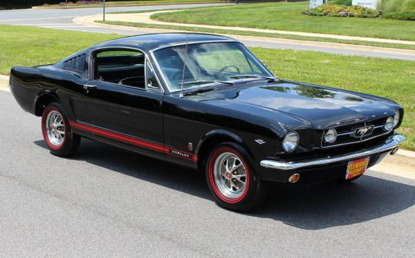 1965 Ford MUSTANG GT FASTBACK 