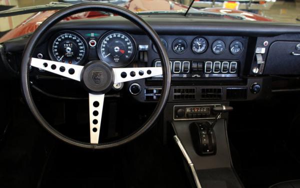 1974 Jaguar E-Type 