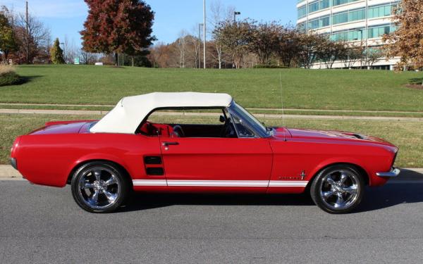 1967 Ford MUSTANG GT  CONVERTIBLE 