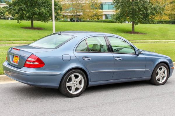 2004 Mercedes-Benz E500 4-matic 