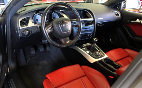 2009 Audi S5 