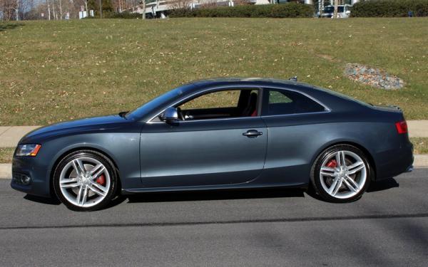 2009 Audi S5 