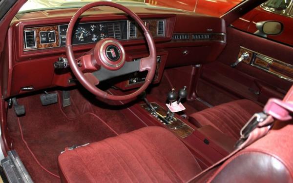 1984 Oldsmobile 442 Hurst/Olds 