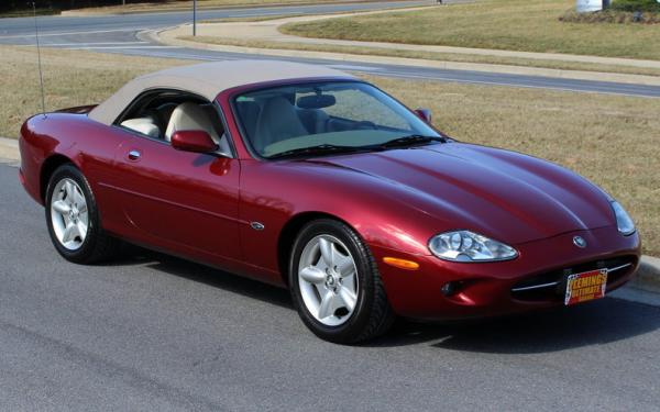 1998 Jaguar XK8 