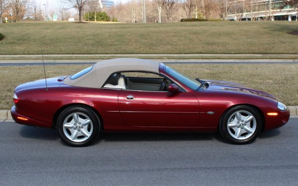 1998 Jaguar XK8 