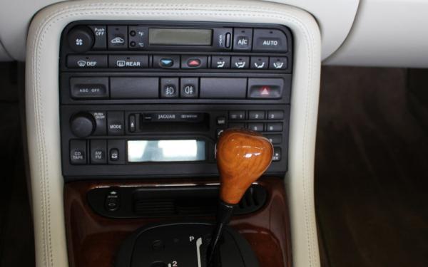 1998 Jaguar XK8 