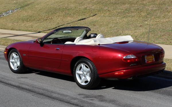 1998 Jaguar XK8 