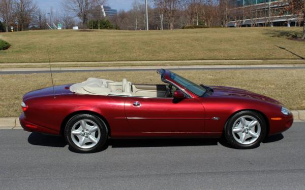 1998 Jaguar XK8 