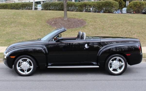 2003 Chevrolet SSR Convertible 