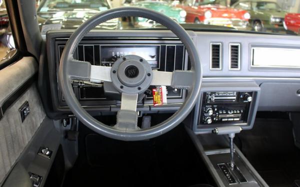 1987 Buick Regal Grand National 
