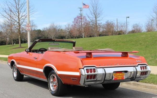 1972 Oldsmobile Cutlass 442 Convertible 