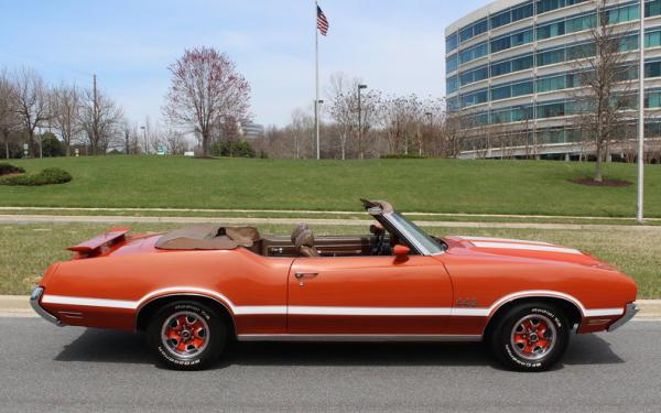 1972 Oldsmobile Cutlass 442 Convertible 