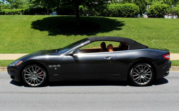 2012 Maserati Gran Turismo Roadster 