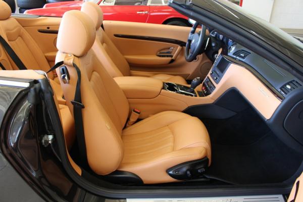 2012 Maserati Gran Turismo Roadster 