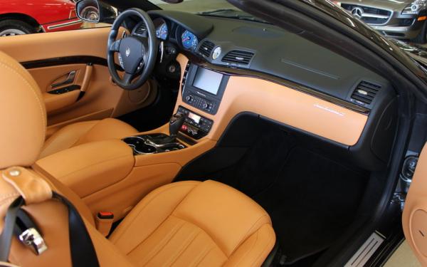 2012 Maserati Gran Turismo Roadster 