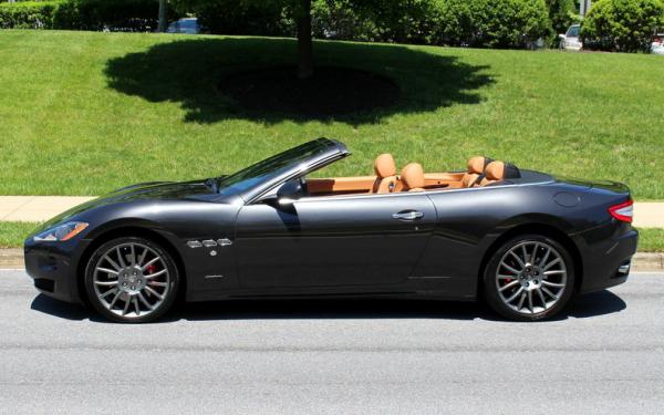 2012 Maserati Gran Turismo Roadster 