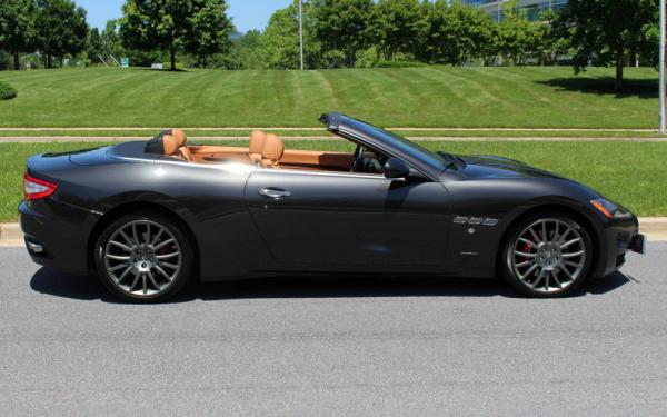 2012 Maserati Gran Turismo Roadster 
