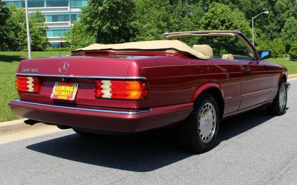 1989 Mercedes-Benz 560 SEC 