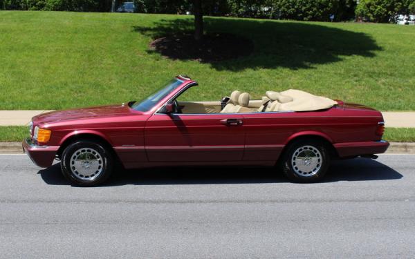 1989 Mercedes-Benz 560 SEC 