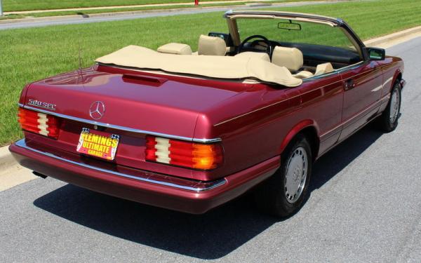 1989 Mercedes-Benz 560 SEC 