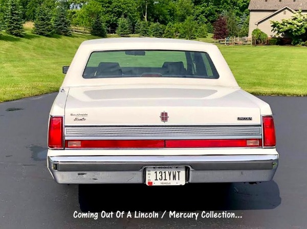 1989 Lincoln Town Car 