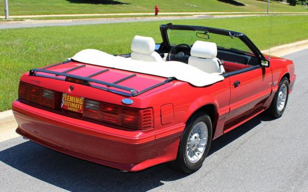 1987 Ford Mustang GT 