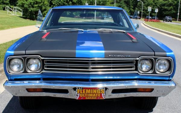 1969 Plymouth Hemi Road Runner 