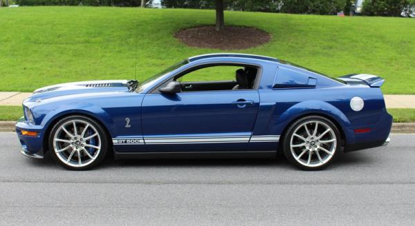 2009 Ford Mustang Shelby GT500 SUPERSNAKE 