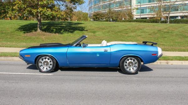 1970 Dodge Challenger 426 HEMI 