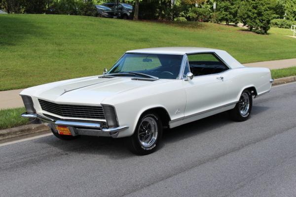 1965 Buick Riviera 