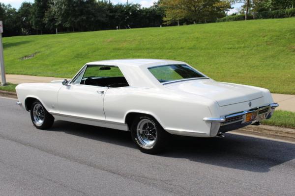 1965 Buick Riviera 