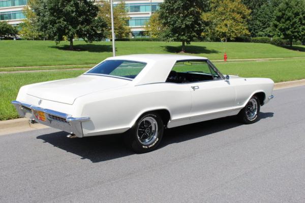 1965 Buick Riviera 