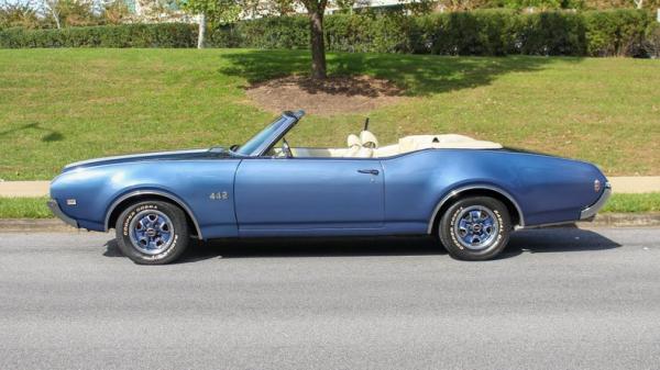 1969 Oldsmobile 442 Convertible 