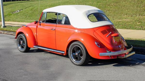 1971 Volkswagen Super Beetle Cabriolet 