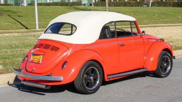 1971 Volkswagen Super Beetle Cabriolet 