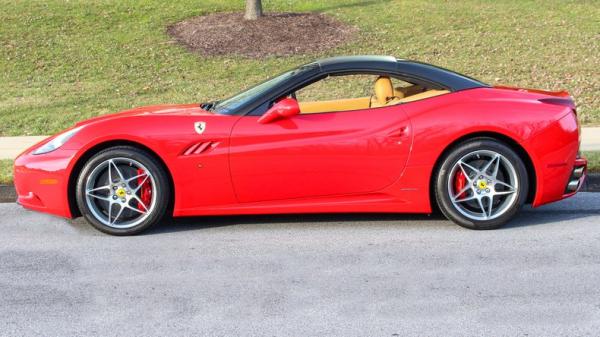 2010 Ferrari California Spyder 