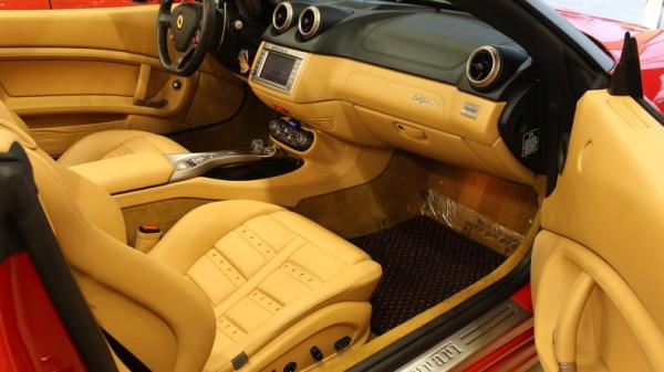 2010 Ferrari California Spyder 